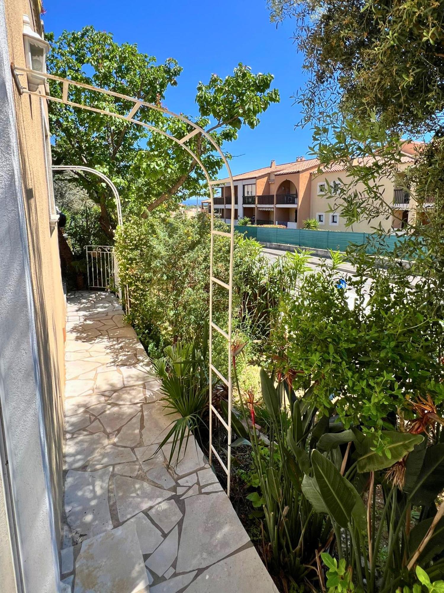 Villa Les Terrasses De Giens